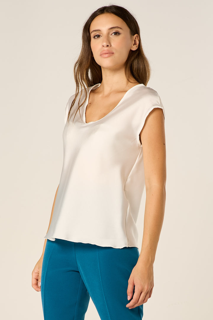 Blusa in satin scollo a V