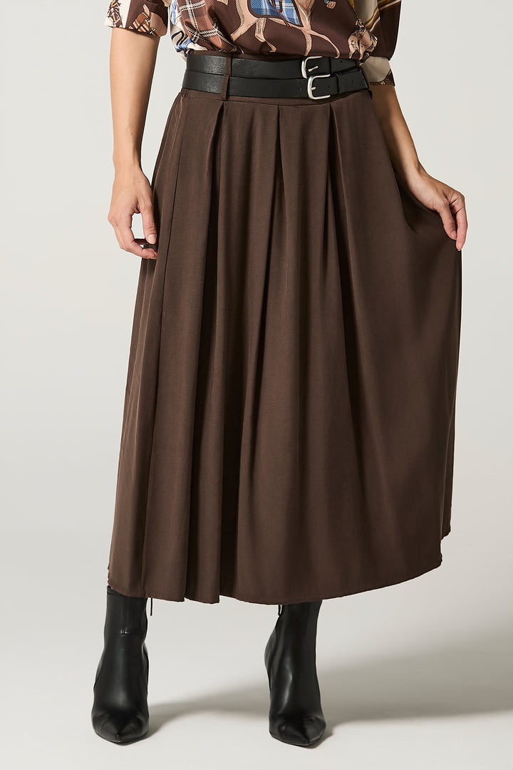 Gonna a ruota con pieghe e cinta doppia