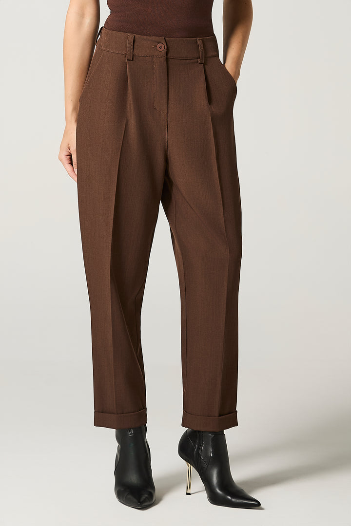 Pantalone chino con risvolto al fondo