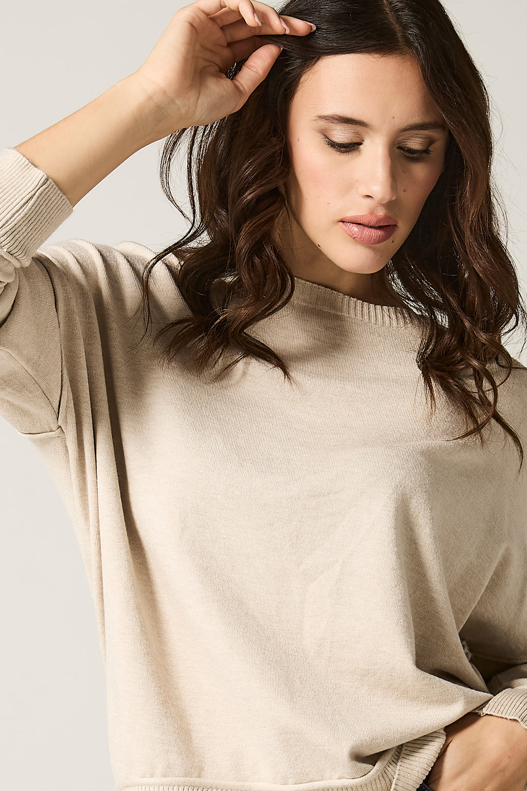 Maglia girocollo con bordino in rilievo