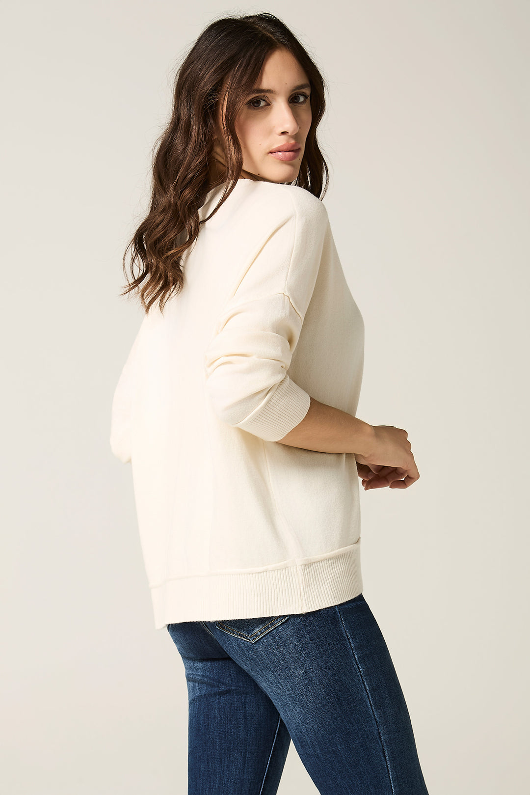 Maglia girocollo con bordino in rilievo