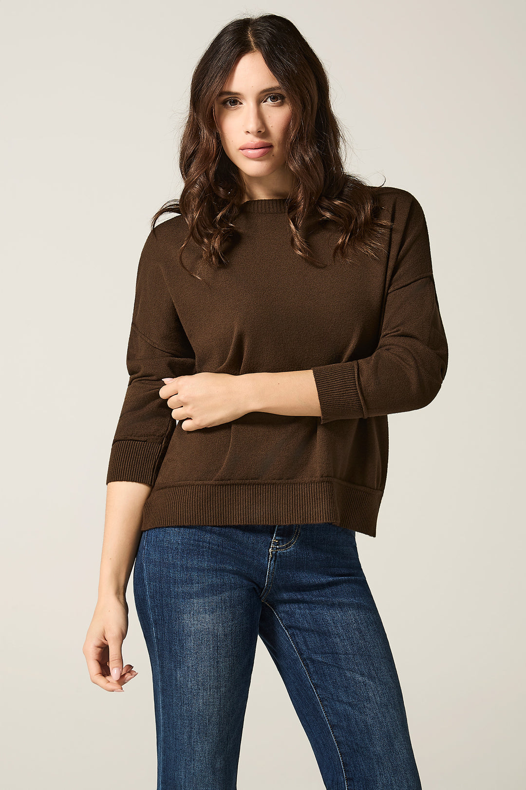 Maglia girocollo con bordino in rilievo