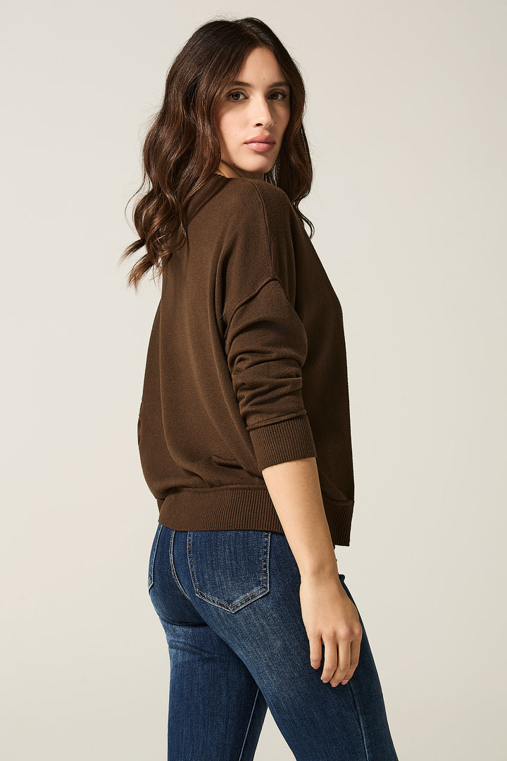 Maglia girocollo con bordino in rilievo