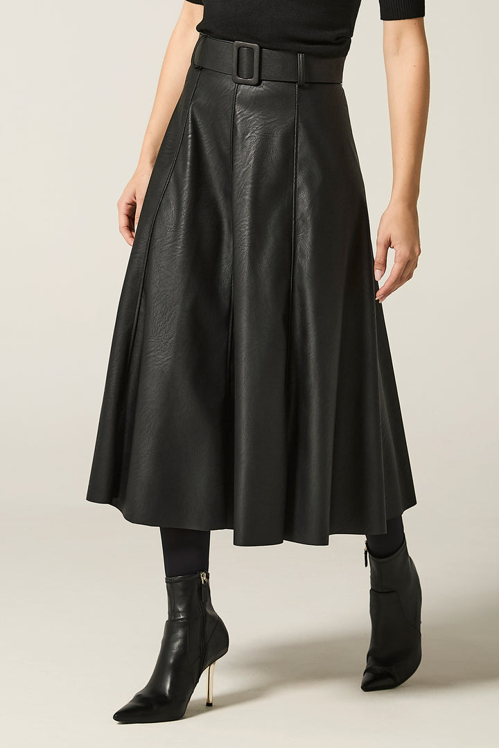 Gonna in ecopelle con cinta