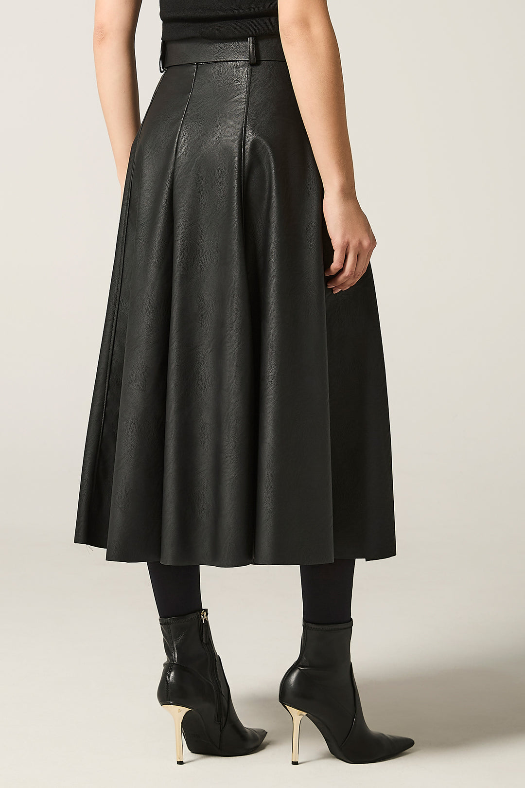 Gonna in ecopelle con cinta