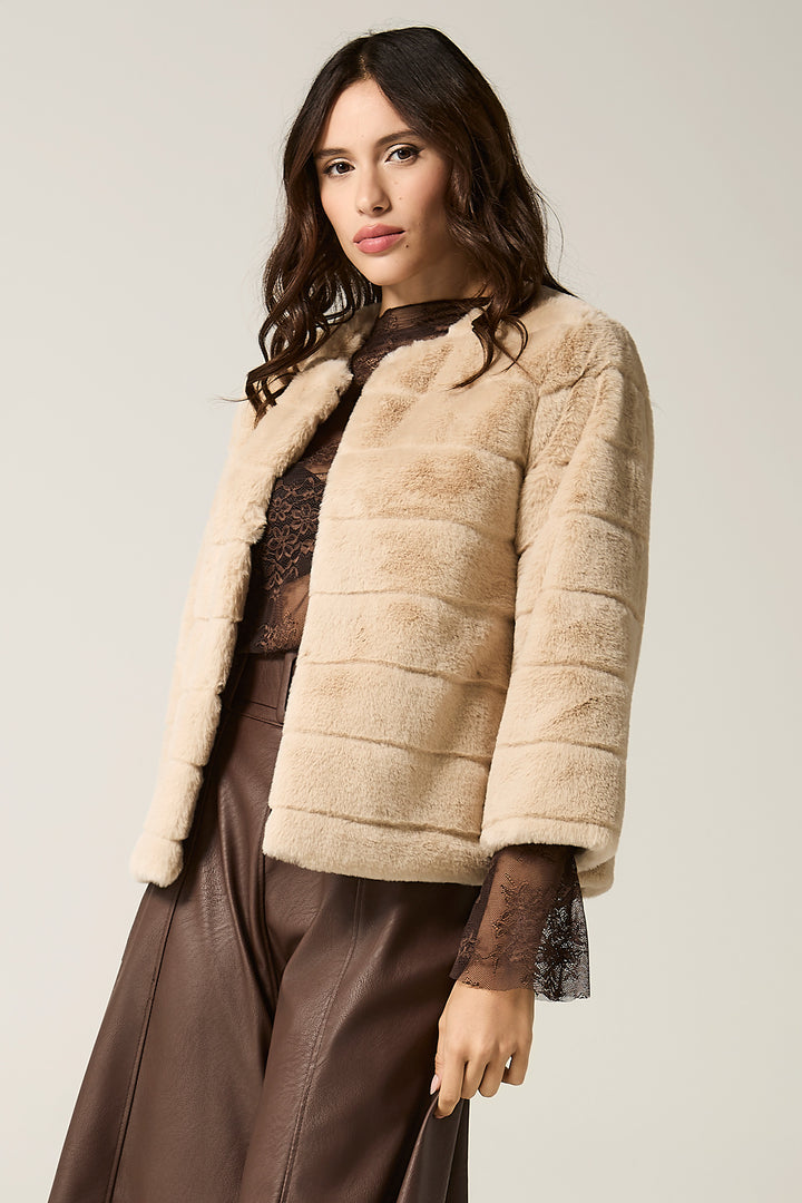 Giacca in ecopelliccia