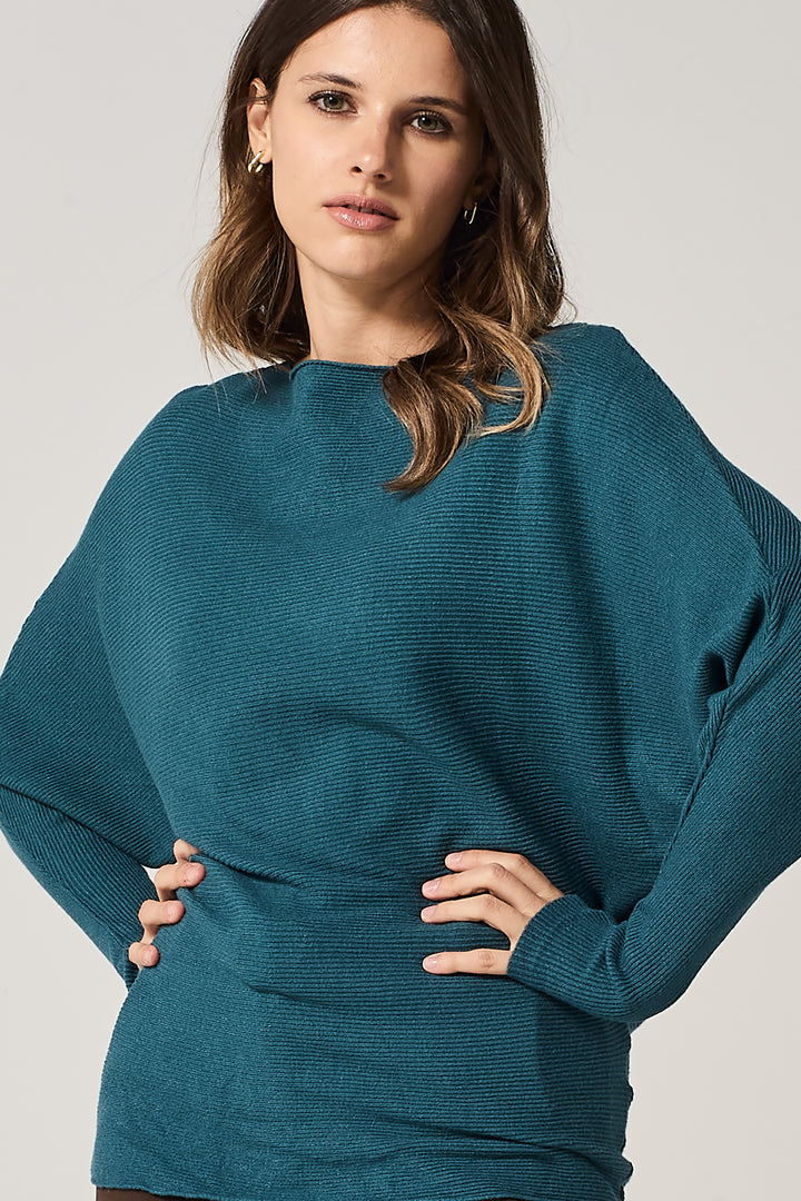 Maglia over a costine orizzontali