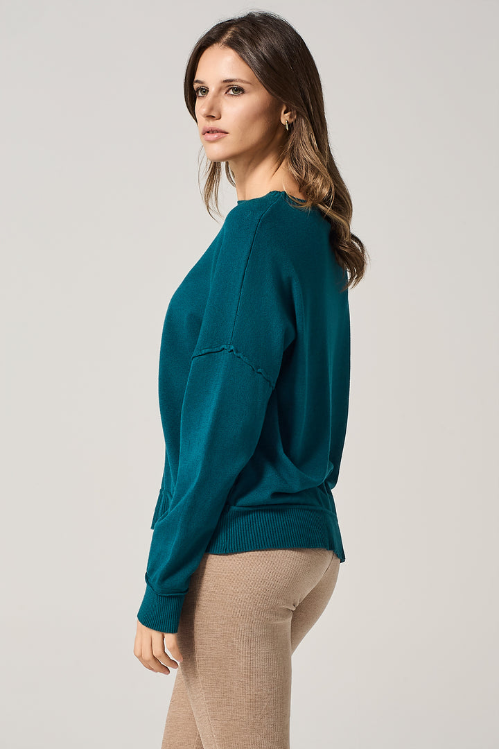 Maglia girocollo con bordino in rilievo