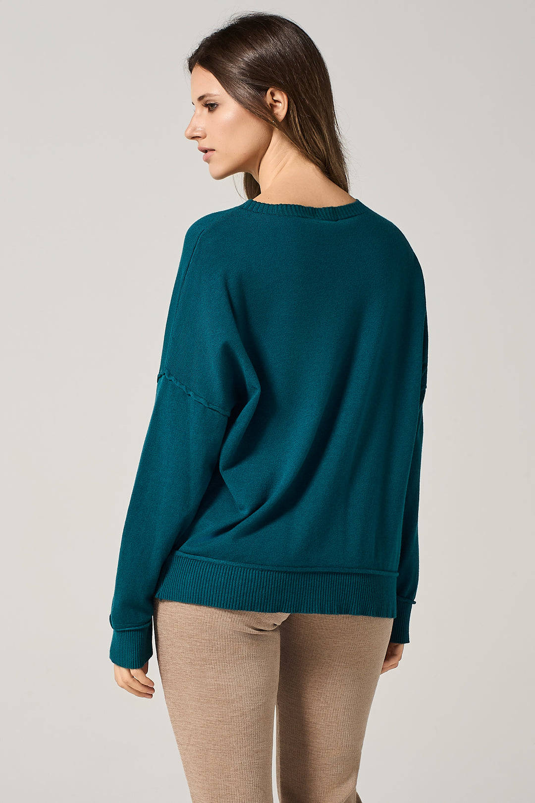 Maglia girocollo con bordino in rilievo