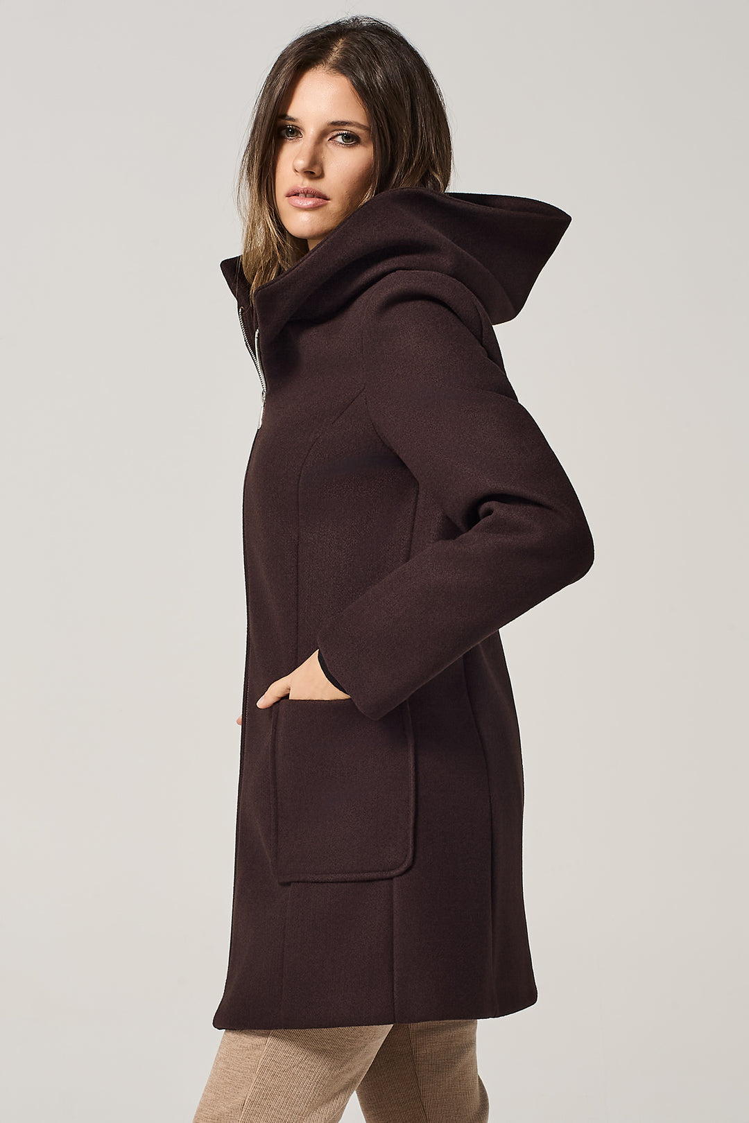 Cappotto midi in panno con cappuccio