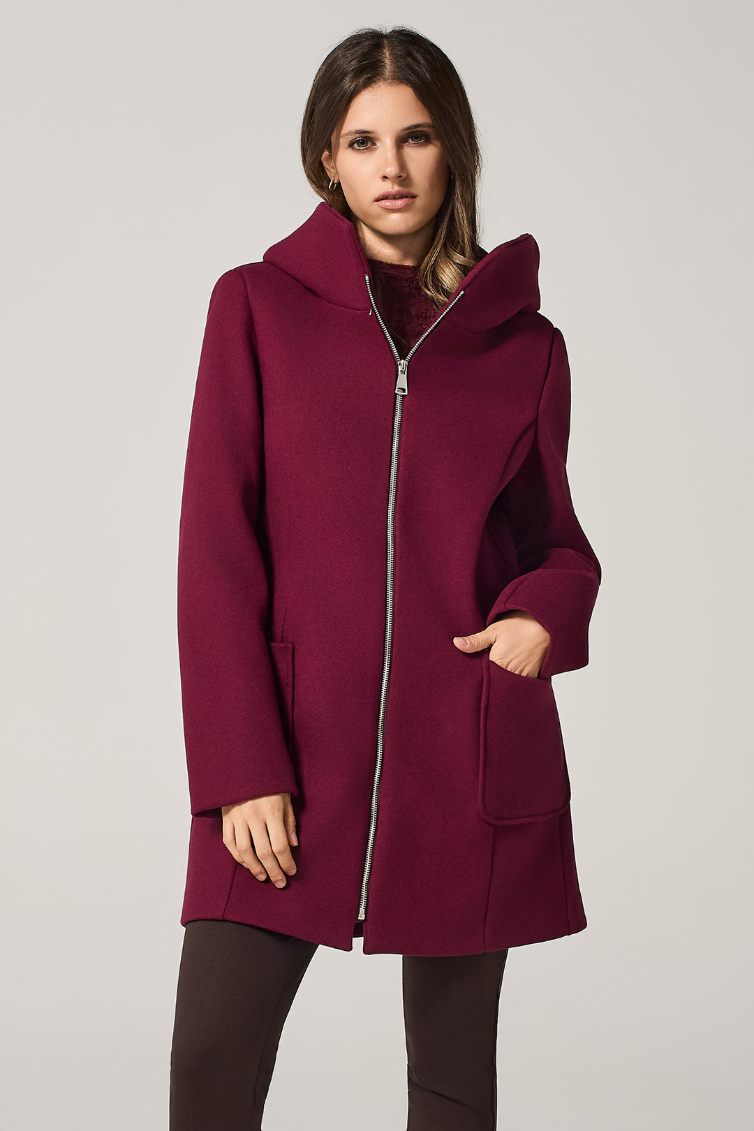 Cappotto midi in panno con cappuccio