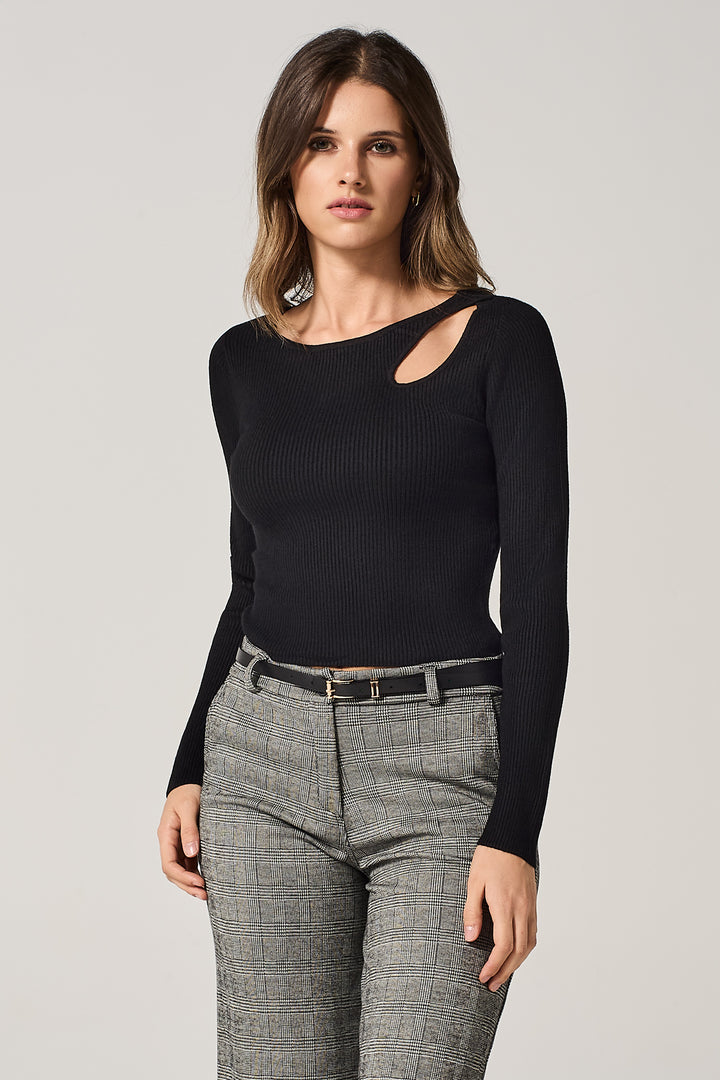 Maglia a costine con oblò laterale