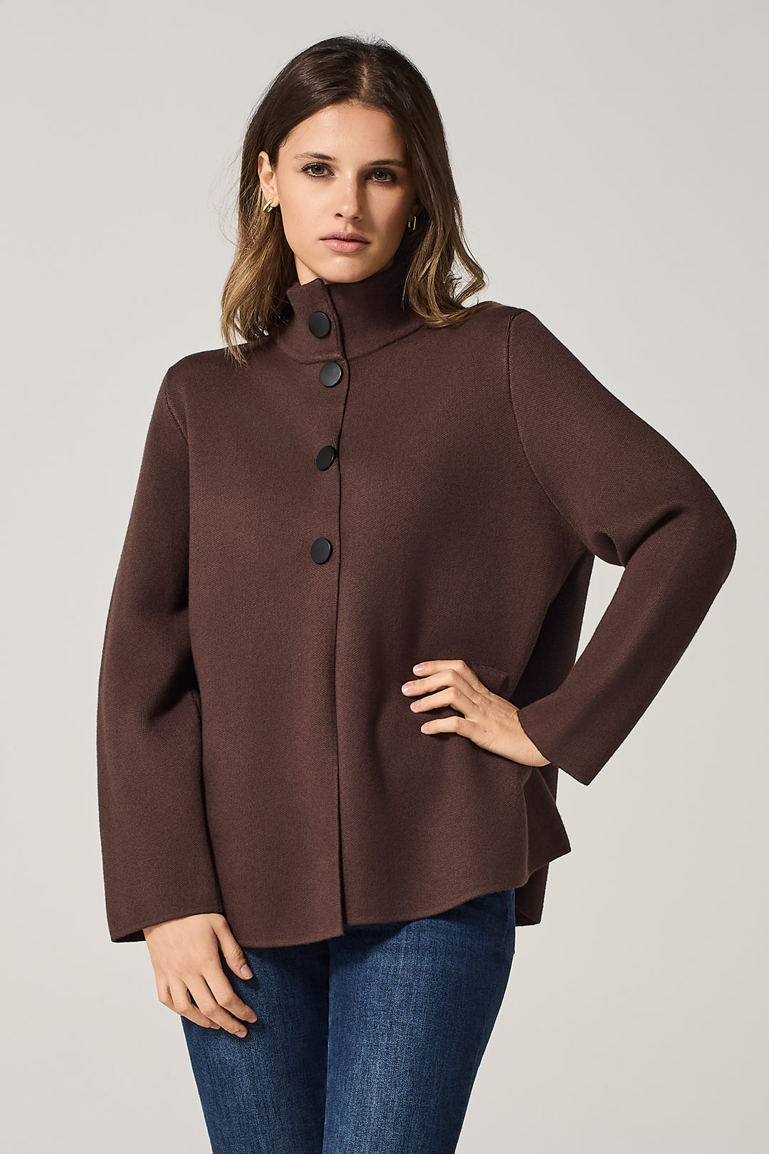 Giacca in maglieria con bottoni