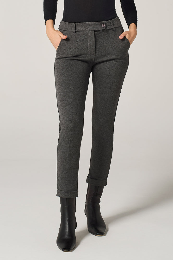 Pantalone chino in punto milano stretch