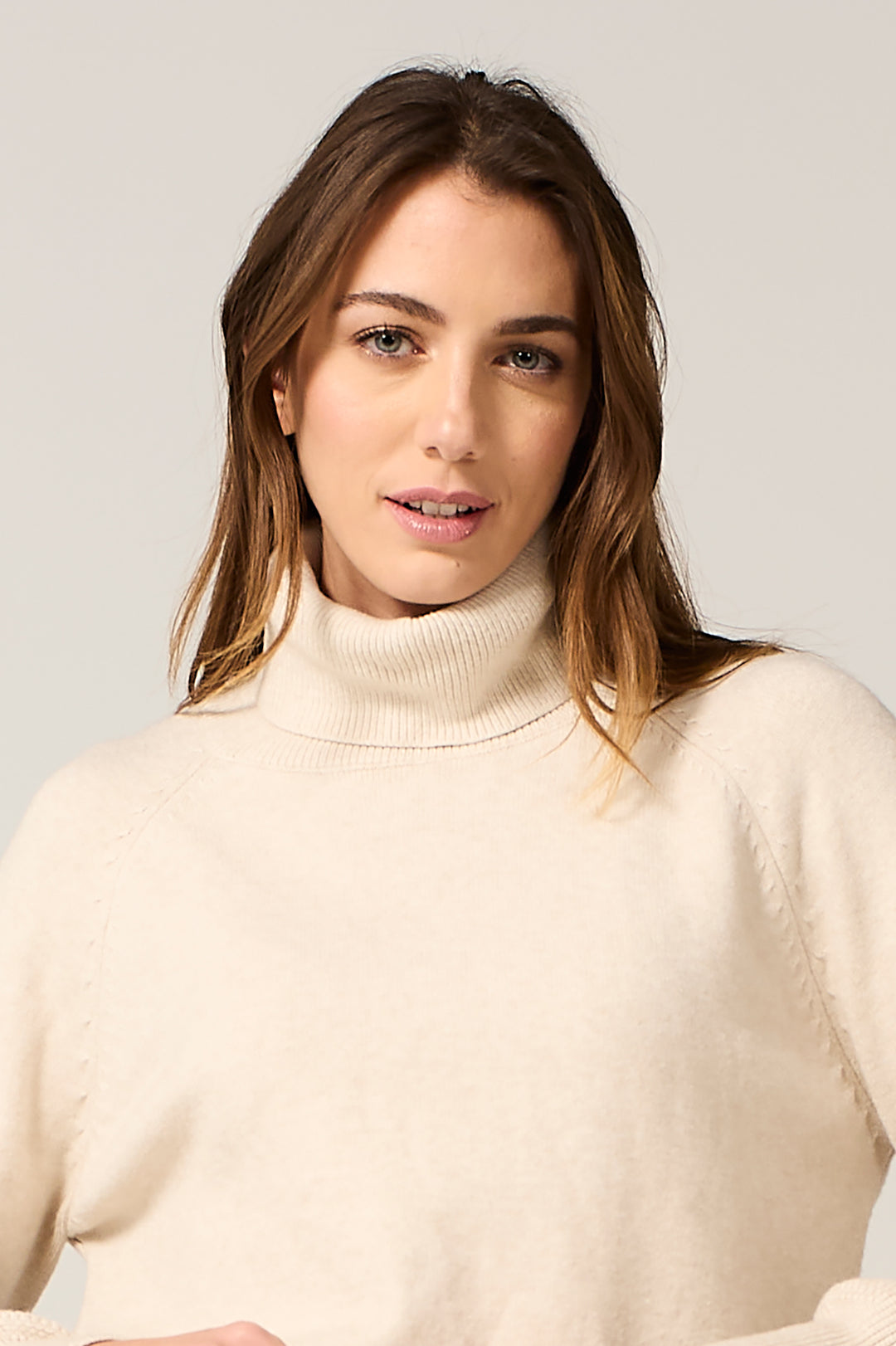 Maglia dolcevita raglan