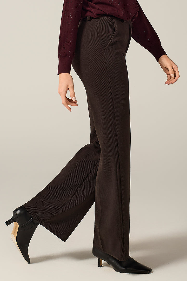 Pantalone chino in velluto millerighe stretch