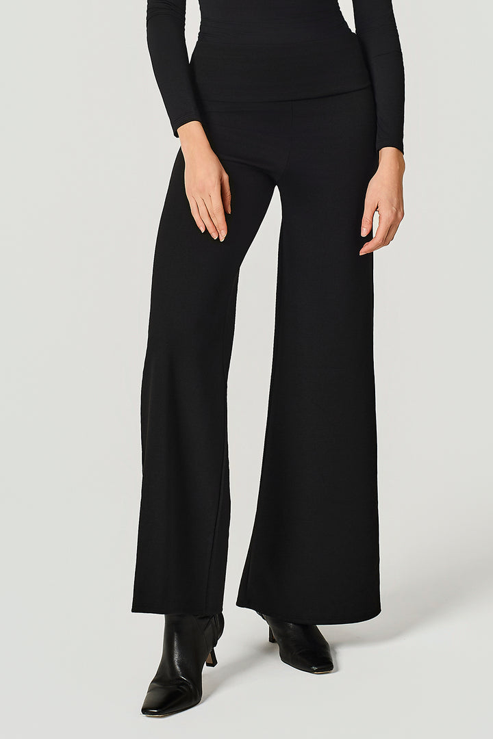 Pantalone con risvolto in vita stretch