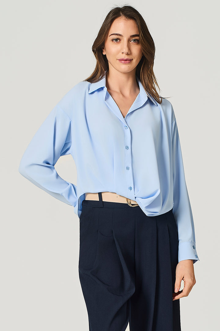 Camicia in satin con nodo incrociato