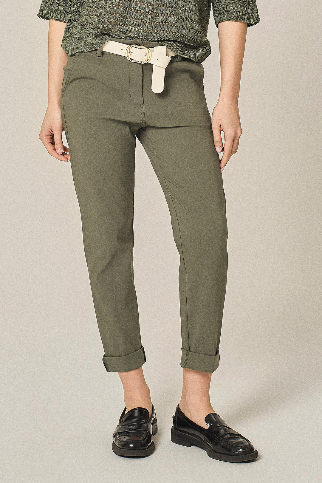 Pantalone chino stretch con cinta