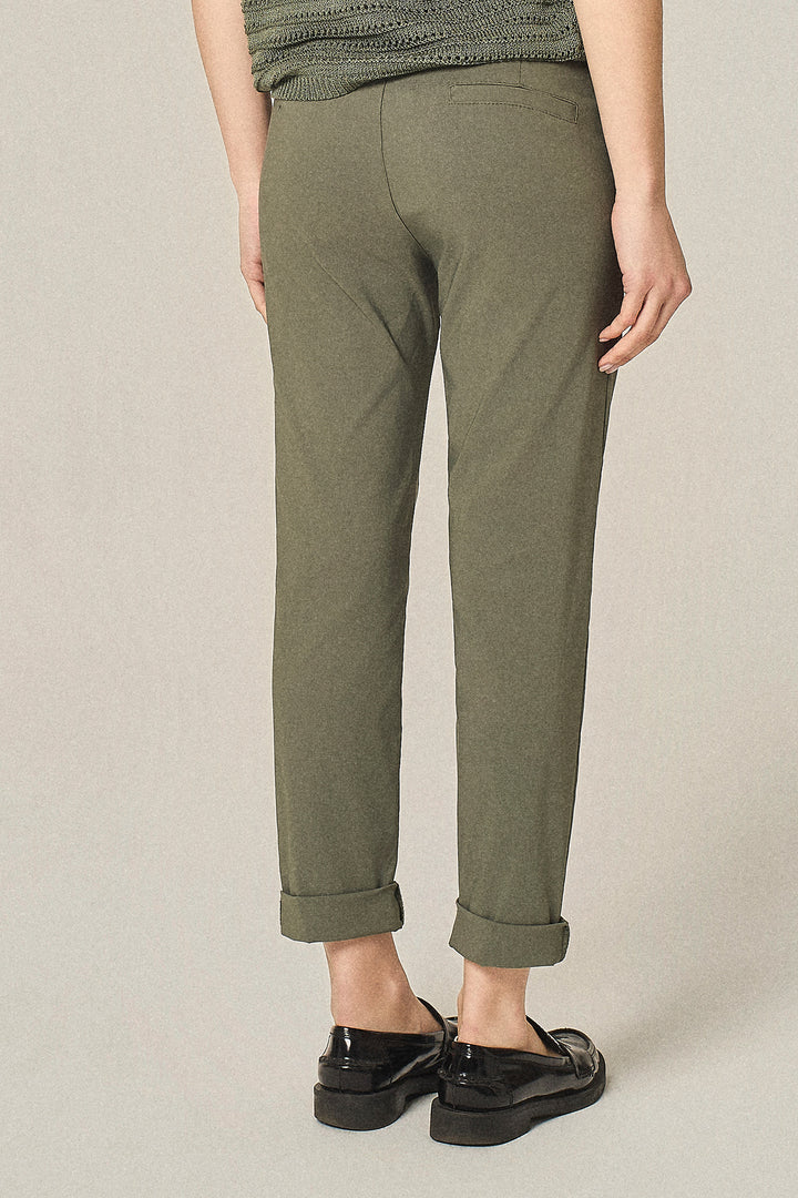 Pantalone chino stretch con cinta