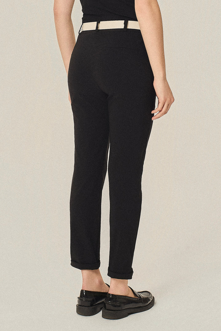 Pantalone chino stretch con cinta