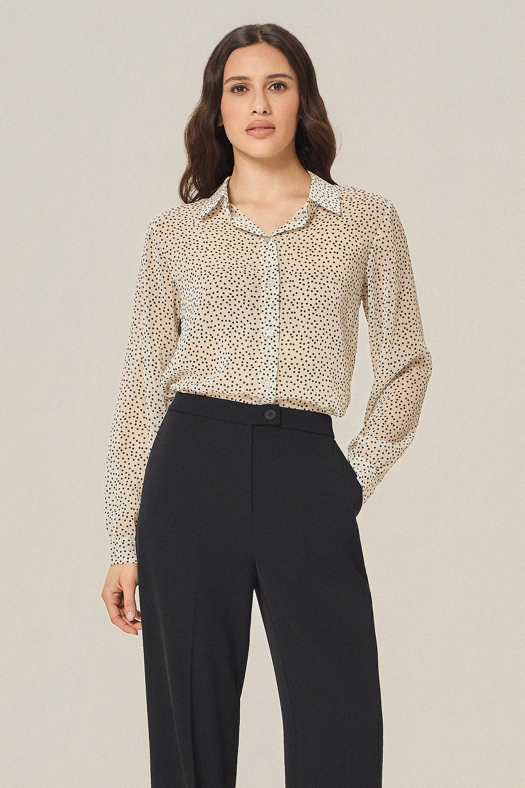 Camicia in georgette fantasia pois