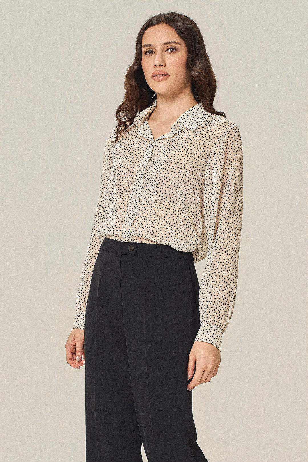 Camicia in georgette fantasia pois