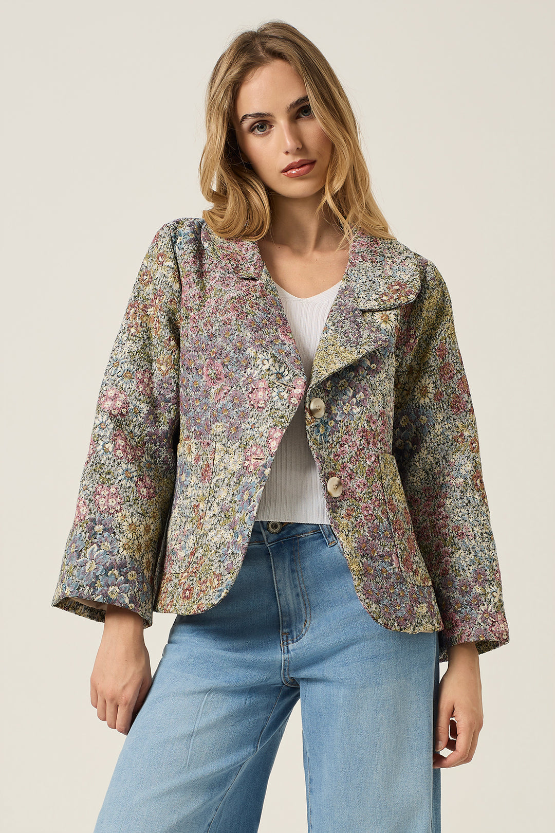 Giacca tessuto jacquard fantasia floreale