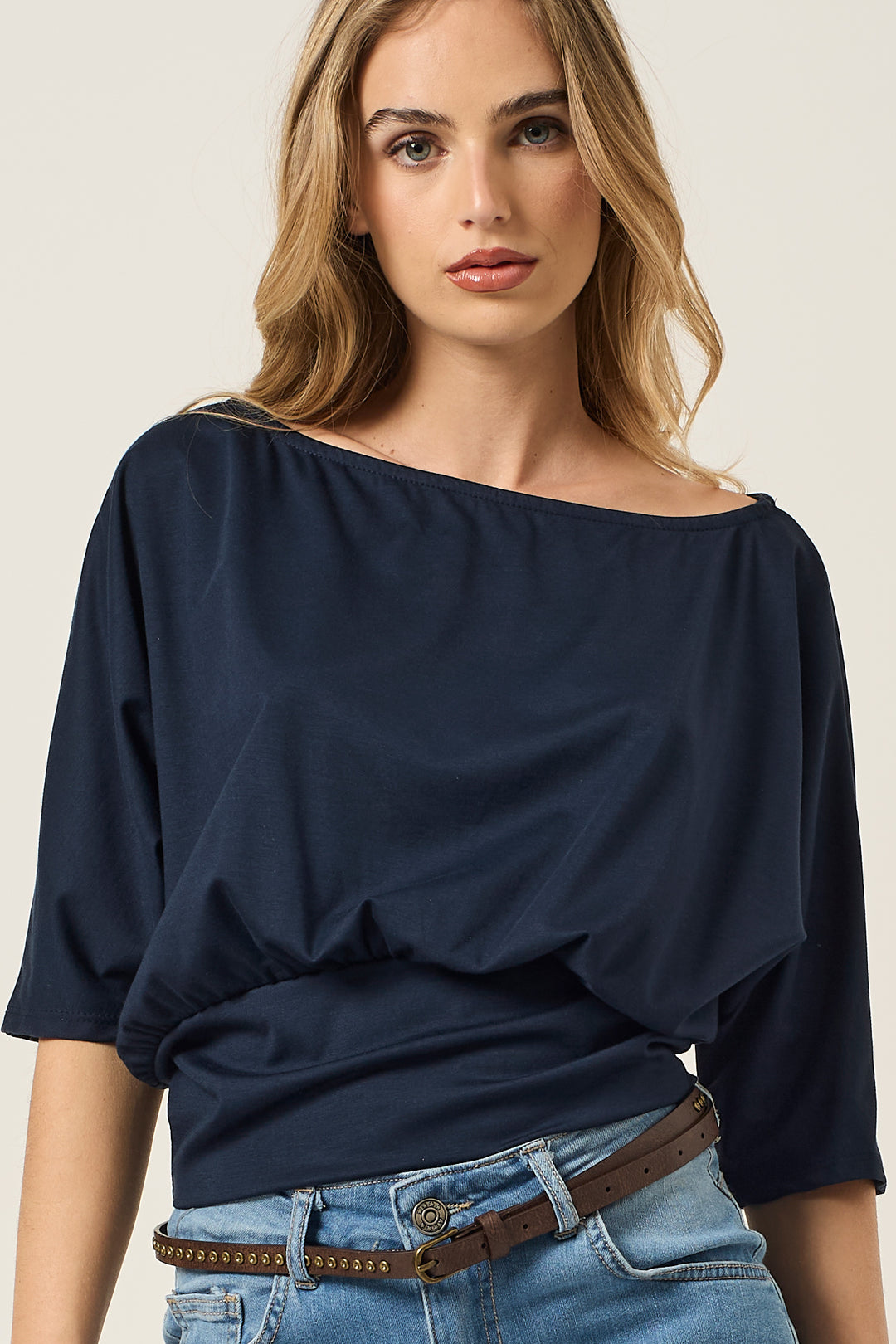 Maglia morbida con fascia al fondo