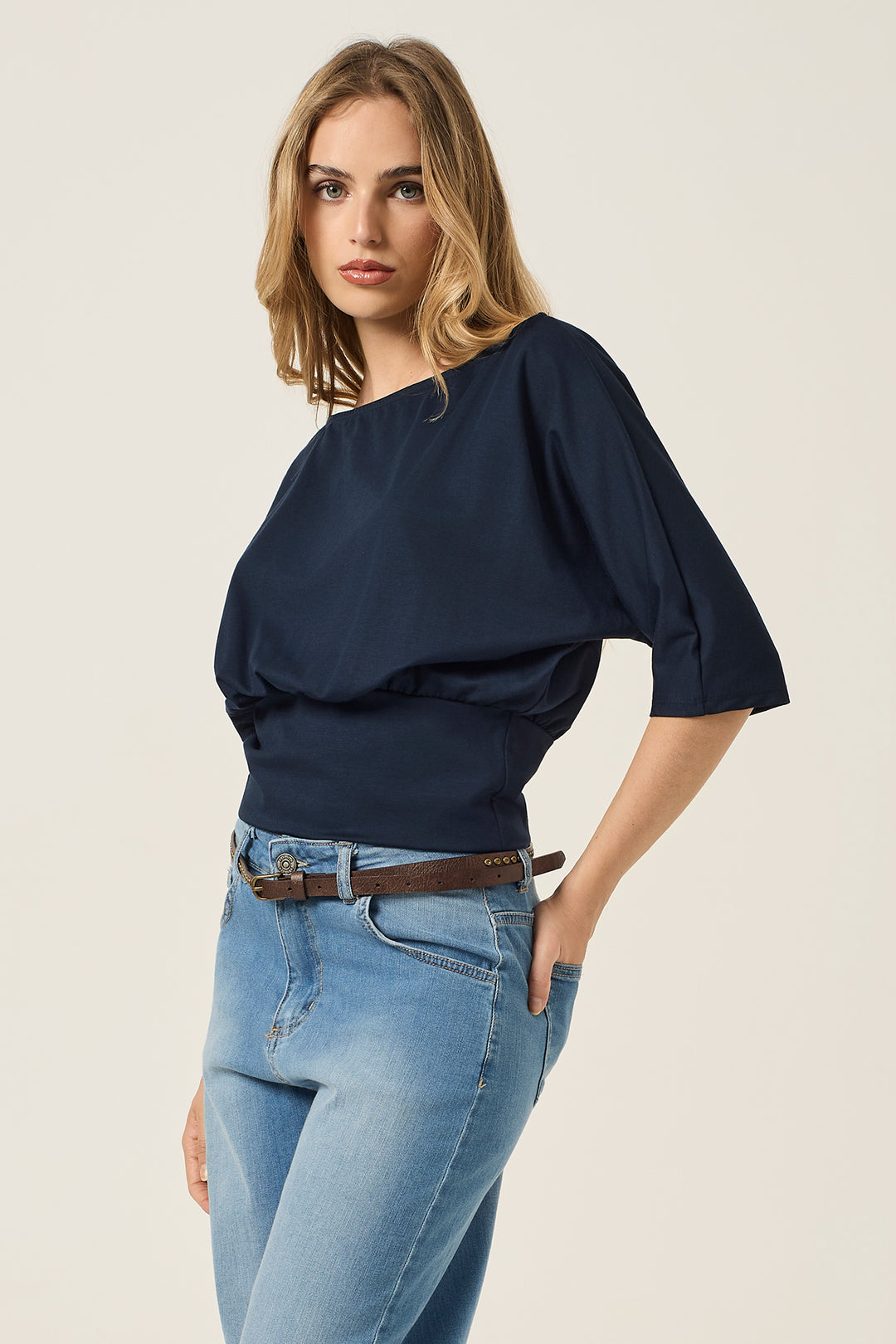 Maglia morbida con fascia al fondo
