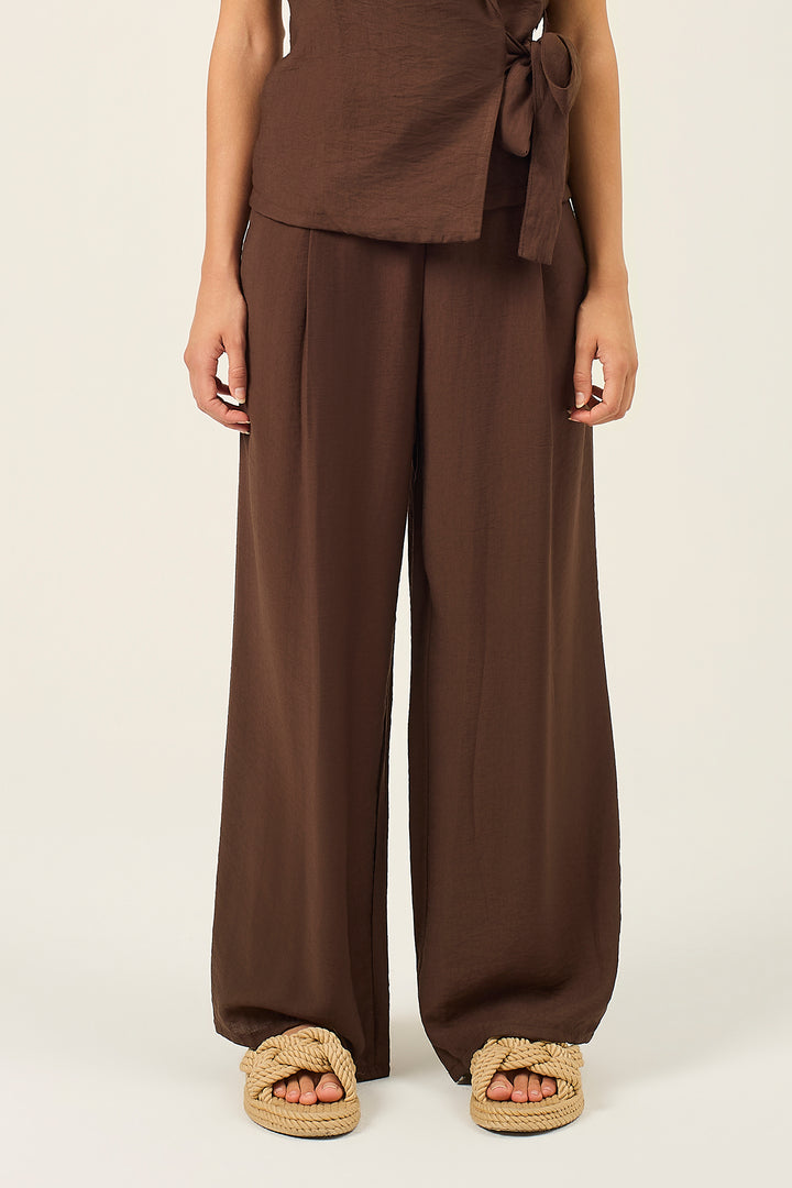 Pantalone palazzo con pinces