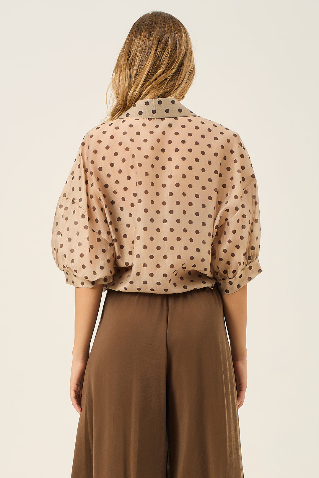 Camicia con nodo a pois
