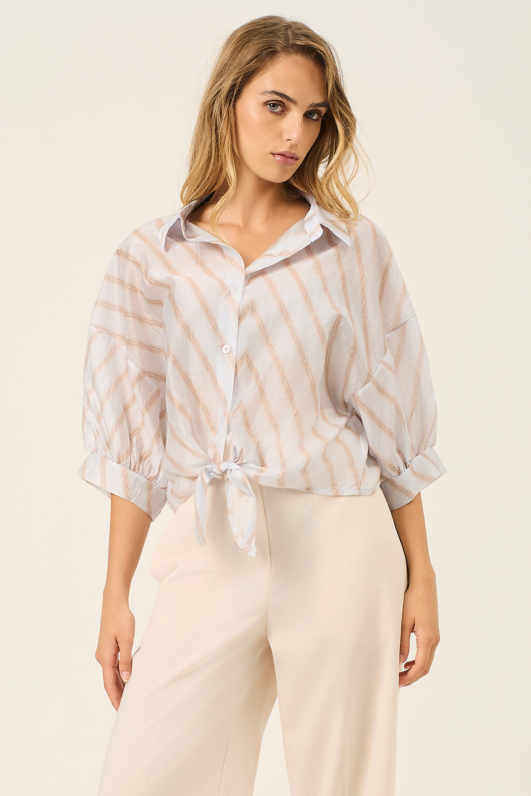 Camicia a righe manica a palloncino