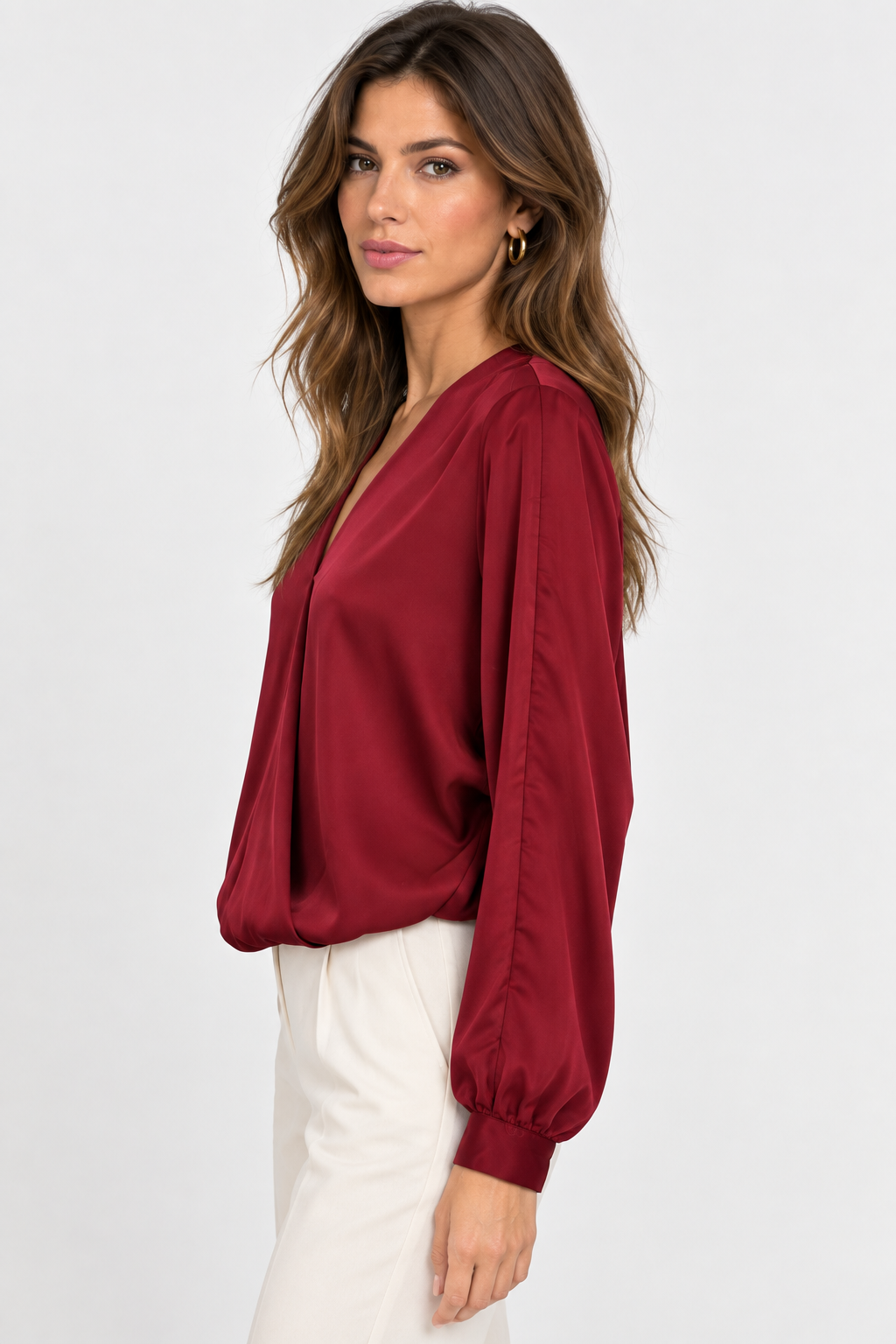 Blusa in satin scollo a V