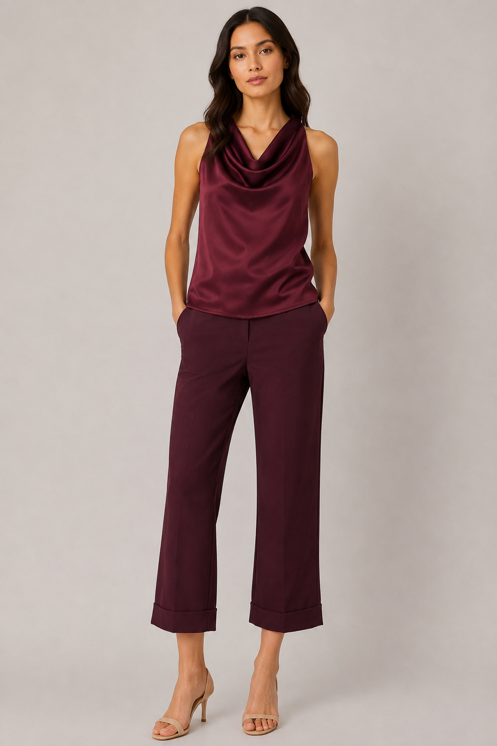 Pantalone cropped con risvolto