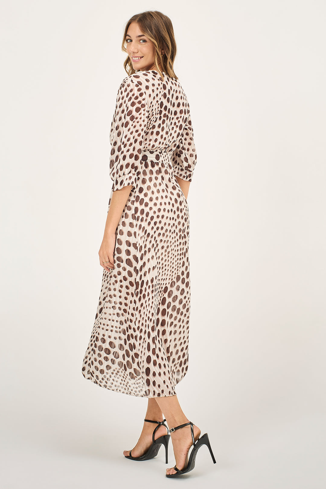 Abito in georgette fantasia pois con cinta