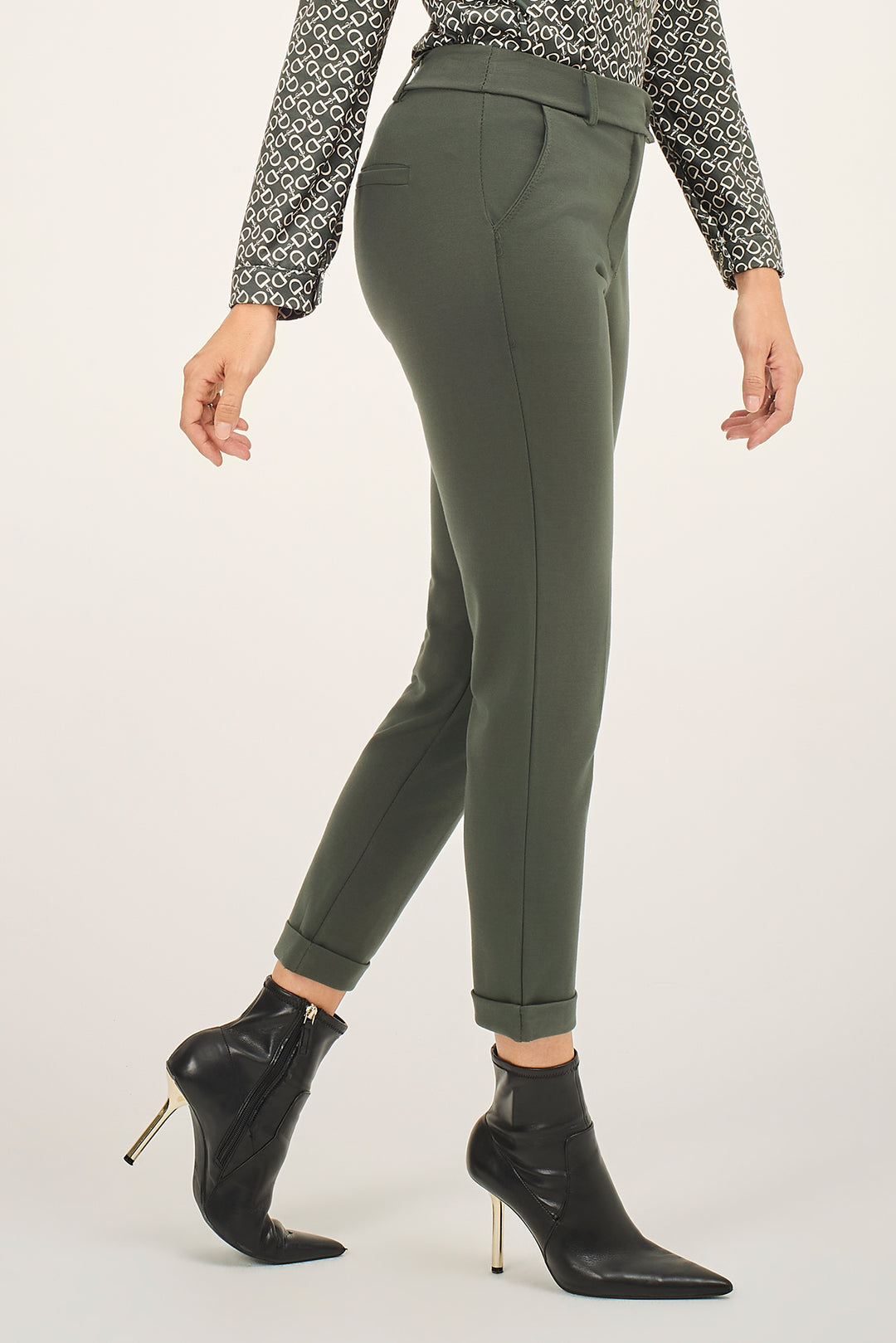 Pantalone chino in punto milano stretch