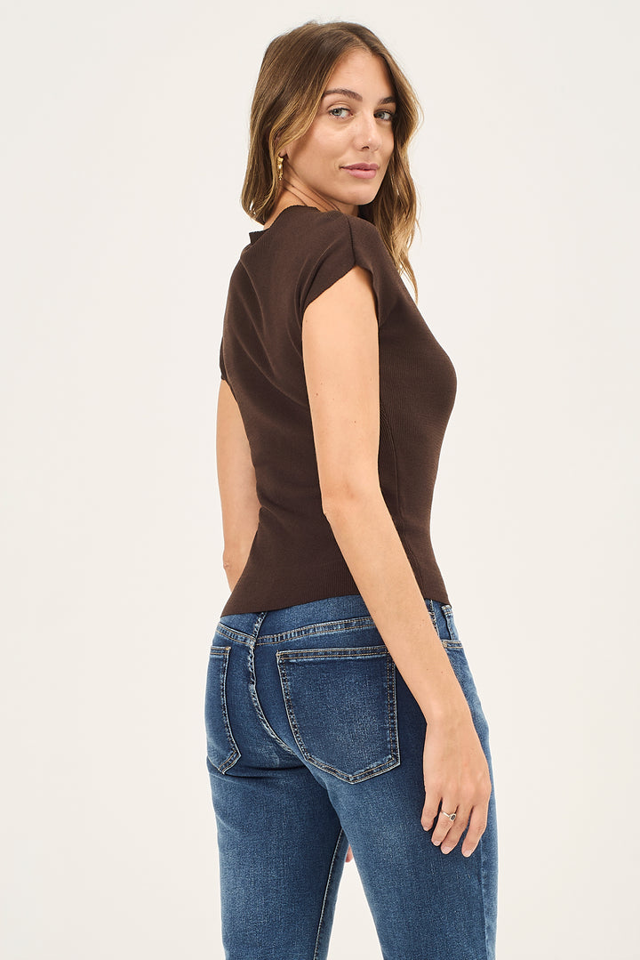 Maglia in costina manica corta