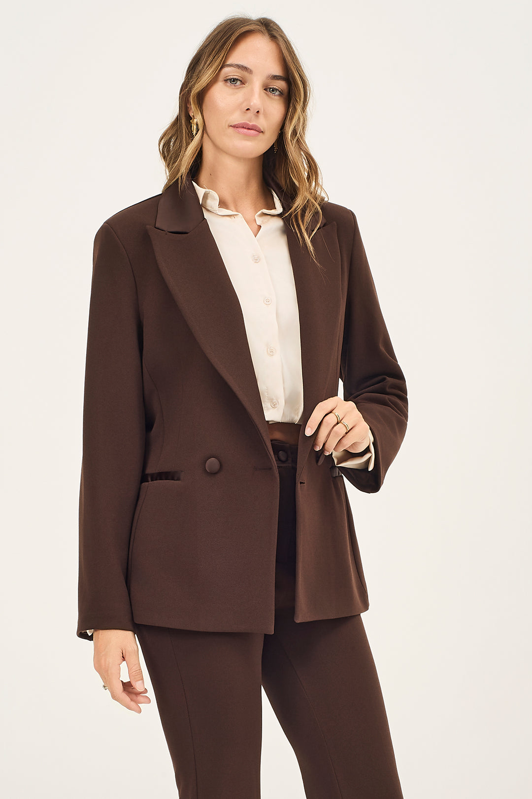 Blazer doppiopetto con dettagli in satin