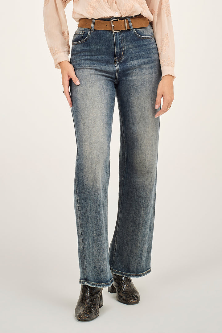 Jeans wide leg con cinta