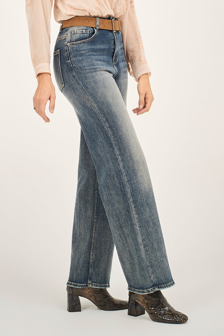 Jeans wide leg con cinta