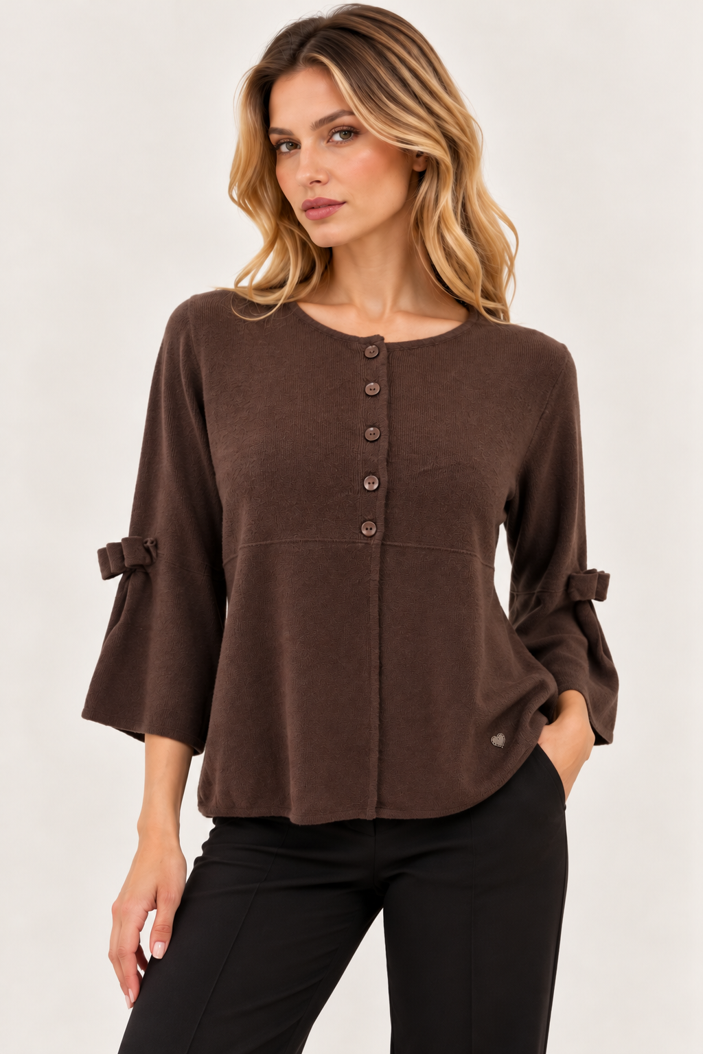 Cardigan con manica a campana e fiocco