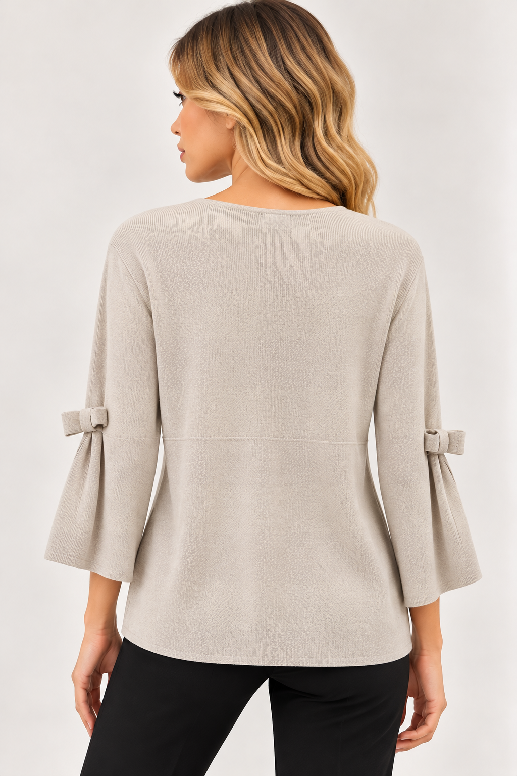 Cardigan con manica a campana e fiocco